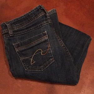 Vertigo Dark wash stretchy jeans